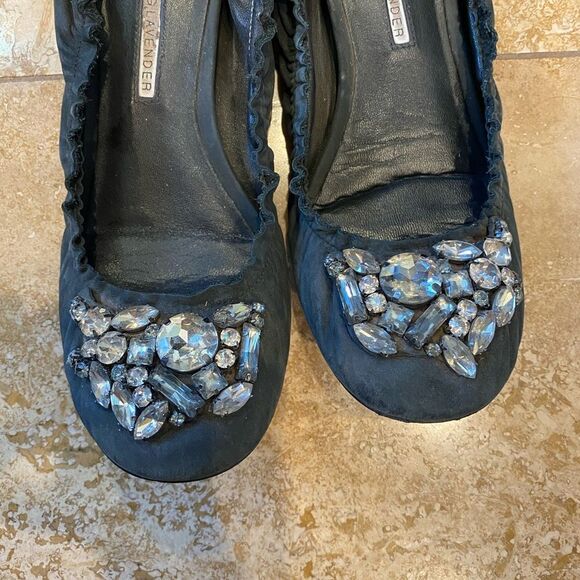 Vera‎ Wang Flat Sz 6.5 - Picture 4 of 6